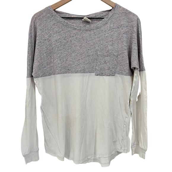 PINK Victoria's Secret Womens Top Size XS Gray White Colorblock Long Sleeve - Picture 1 of 6